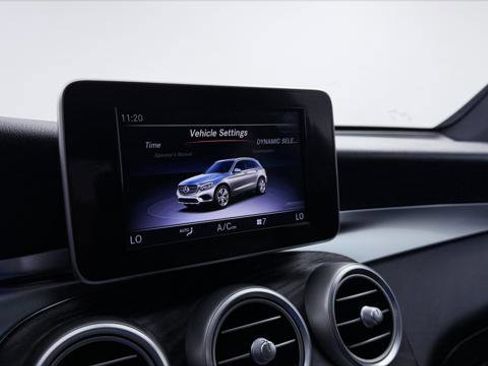 Used 2018 Mercedes-Benz GLC 300 image 34