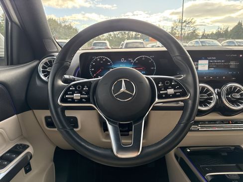 Certified 2023 Mercedes-Benz EQB 300 4MATIC image 14