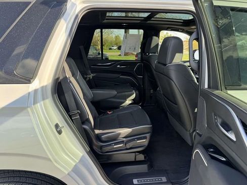 Used 2022 Cadillac Escalade Sport w/ Touring Package AWD/4WD image 12