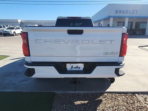 New 2026 Chevrolet Silverado 3500 High Country w/ High Country Premium Package image 5