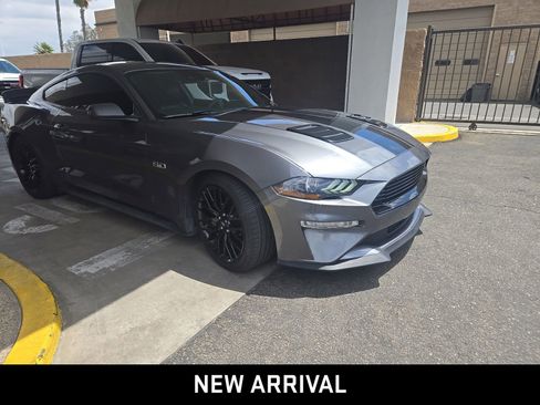 Used 2021 Ford Mustang GT Premium w/ GT Performance Package RWD image 3