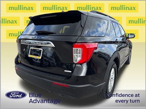 Certified 2020 Ford Explorer XLT image 4