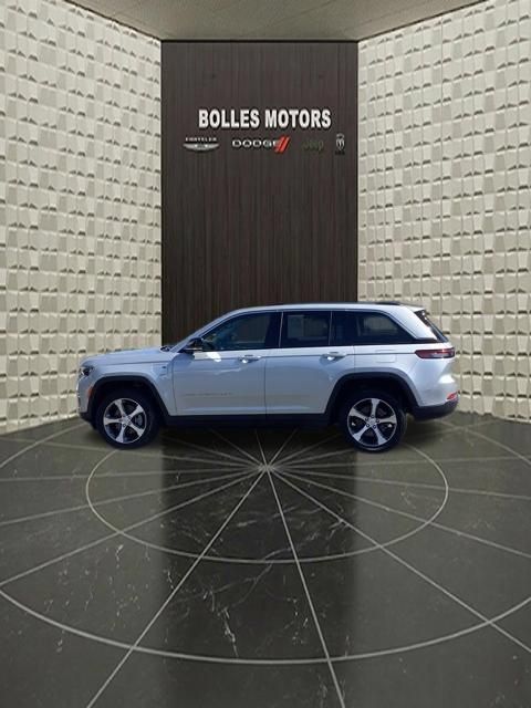 Certified 2023 Jeep Grand Cherokee 4WD 4xe image 11