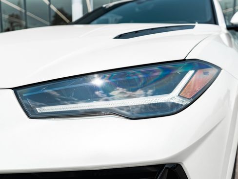 Used 2023 Lamborghini Urus S AWD/4WD image 22