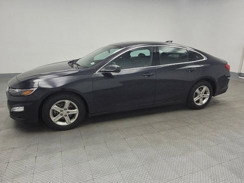 Used 2023 Chevrolet Malibu LT w/ Driver Confidence Package image 2