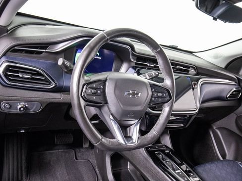 Used 2022 Chevrolet Bolt EUV Premier image 17