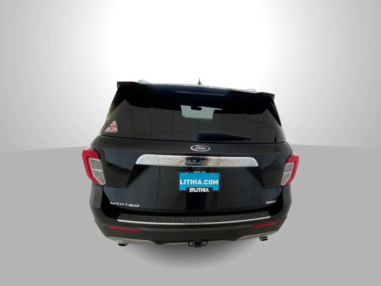 Used 2020 Ford Explorer Limited w/ Class III Trailer Tow Package AWD/4WD image 7