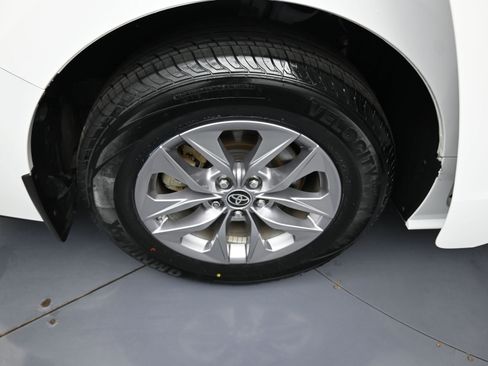 Certified 2022 Toyota Sienna LE image 26