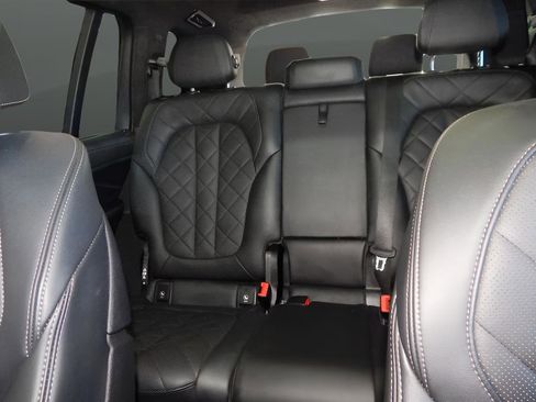 Used 2024 BMW X7 xDrive40i image 10