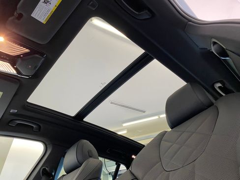 New 2026 BMW X5 xDrive40i w/ M Sport Package image 14