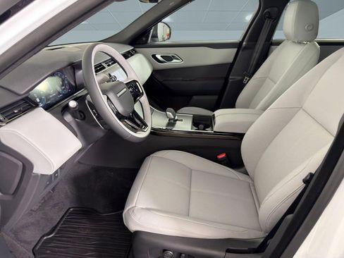 Used 2026 Land Rover Range Rover Velar S image 5