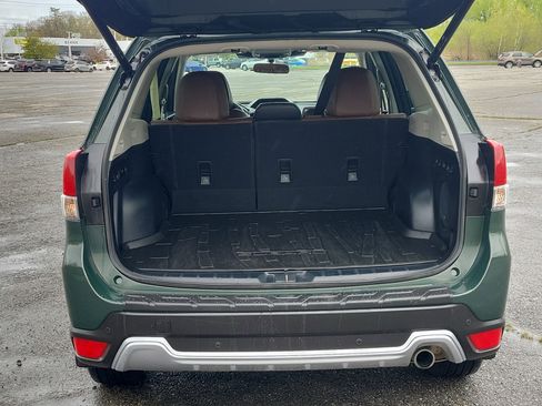 Used 2023 Subaru Forester Touring AWD/4WD image 17