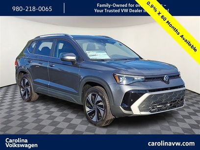 New 2025 Volkswagen Taos SE