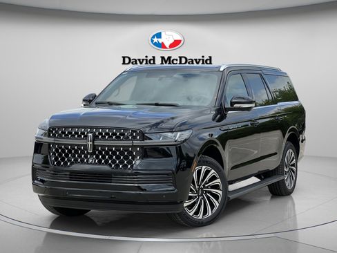 New 2026 Lincoln Navigator L Black Label AWD/4WD image 2