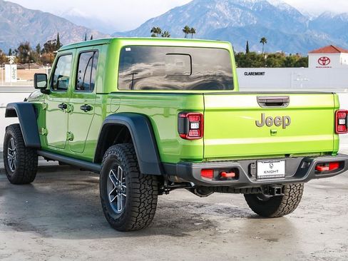 New 2025 Jeep Gladiator Mojave image 9