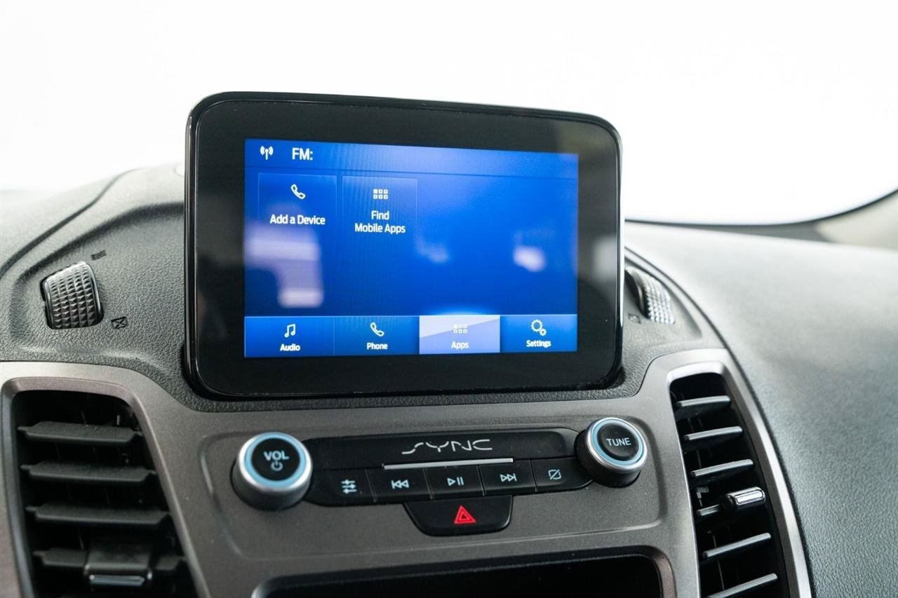 Used 2021 Ford Transit Connect XLT FWD image 17