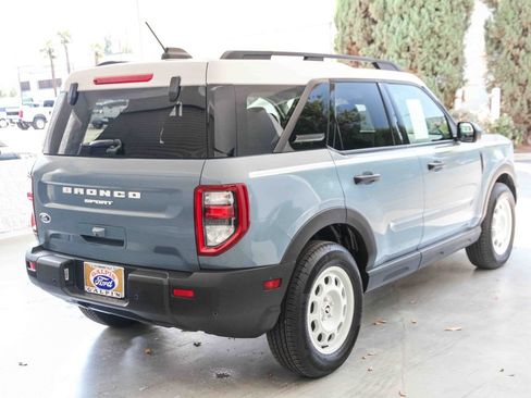 Certified 2025 Ford Bronco Sport Heritage w/ Convenience Package AWD/4WD image 4