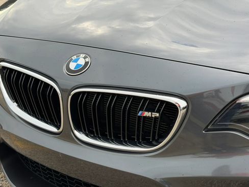 Used 2018 BMW M2 RWD image 12