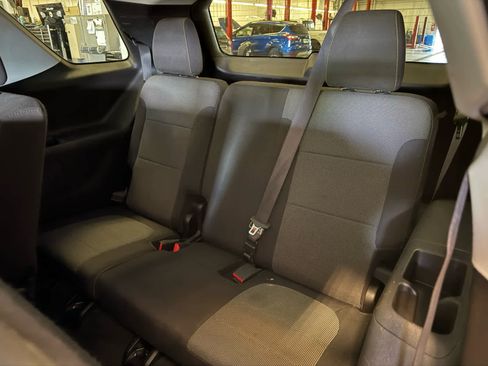 Used 2019 Chevrolet Traverse LS FWD image 6