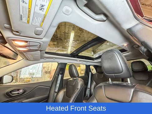 Used 2020 Jeep Cherokee Latitude Plus image 11