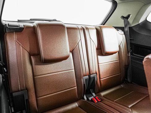 Used 2022 Volkswagen Atlas SE FWD image 11