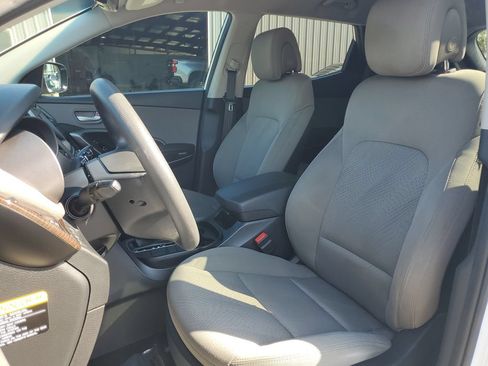 Used 2017 Hyundai Santa Fe Sport FWD image 22