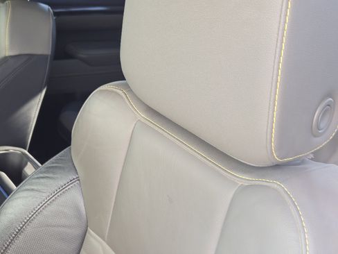 Used 2024 Chevrolet Silverado 1500 ZR2 w/ Technology Package image 18