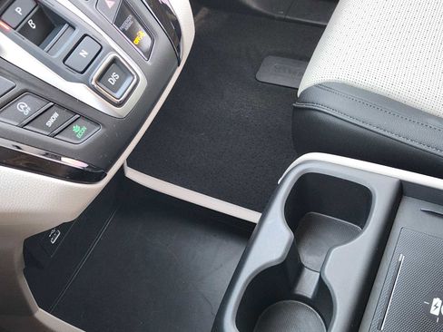 Used 2026 Honda Odyssey Elite image 20