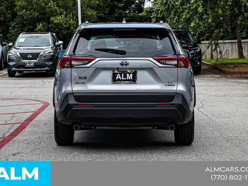 Used 2024 Toyota RAV4 LE AWD/4WD image 12