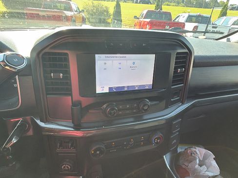 Used 2021 Ford F150 XL w/ STX Appearance Package RWD image 31
