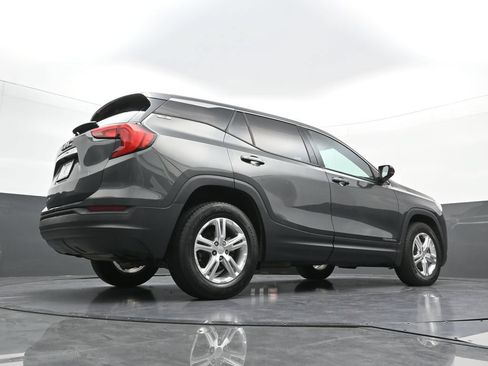 Used 2020 GMC Terrain SLE FWD image 26