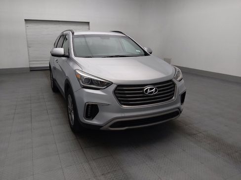 Used 2019 Hyundai Santa Fe XL SE FWD image 14