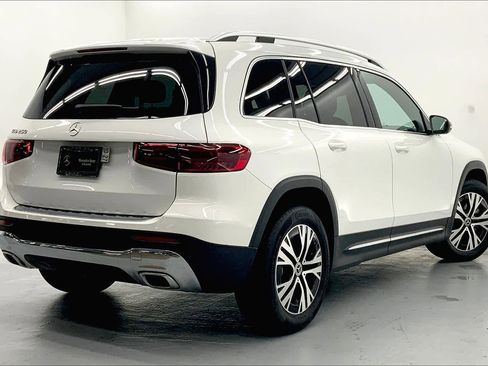 Used 2026 Mercedes-Benz GLB 250 image 5