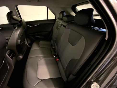 New 2025 Kia Niro Wind w/ Wind Preserve Package image 10