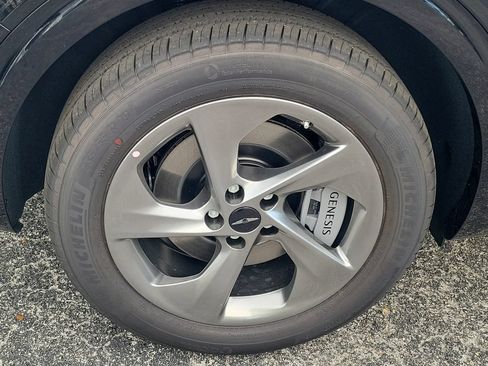 New 2026 Genesis GV70 2.5T Select AWD/4WD image 3