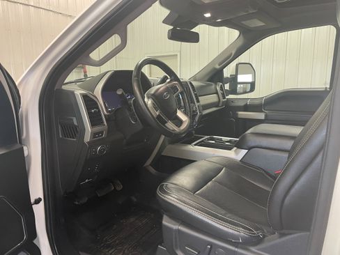 Used 2020 Ford F250 Lariat w/ Lariat Ultimate Package image 11