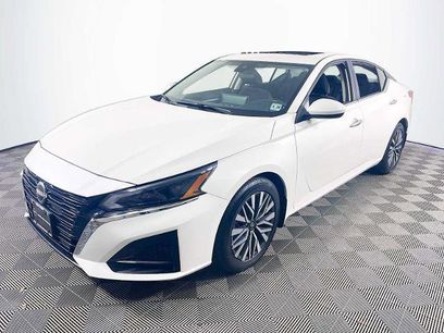 Certified 2023 Nissan Altima 2.5 SV w/ SV Premium Package