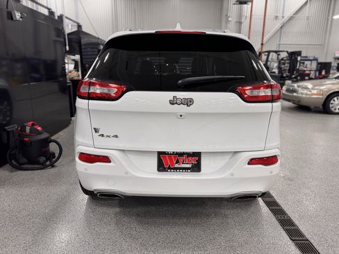 Used 2016 Jeep Cherokee Overland w/ Technology Group image 36