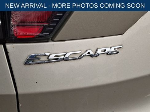 Used 2017 Ford Escape S FWD image 11