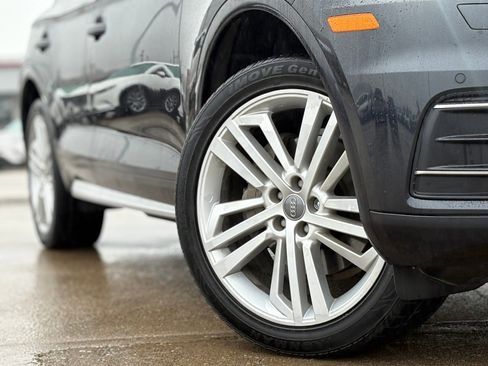 Used 2019 Audi Q5 2.0T Premium Plus w/ Premium Plus Package image 11