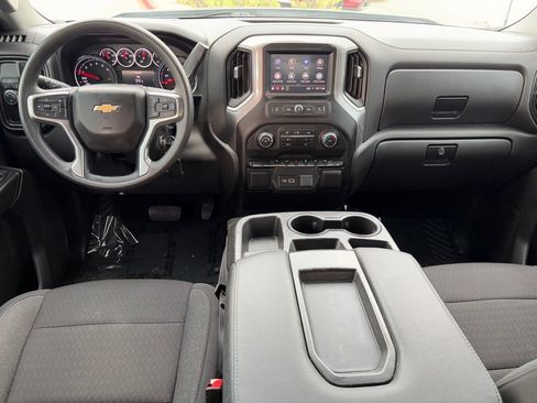 Used 2022 Chevrolet Silverado 1500 Custom w/ Safety Confidence Package RWD image 21