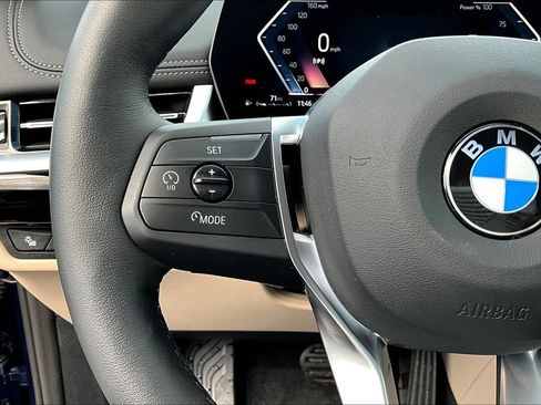 Used 2025 BMW X1 xDrive28i image 11