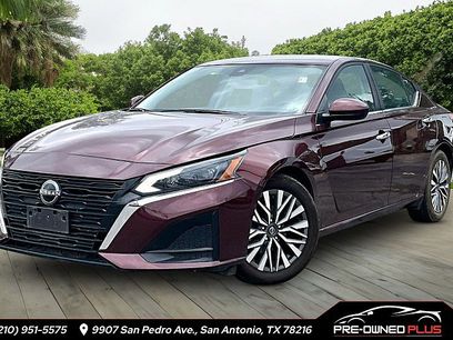 Used 2023 Nissan Altima 2.5 SV