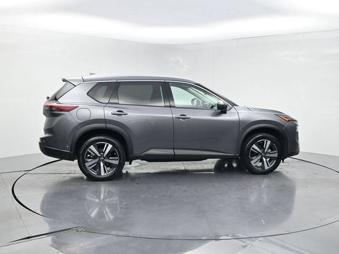 Used 2026 Nissan Rogue SL FWD image 4