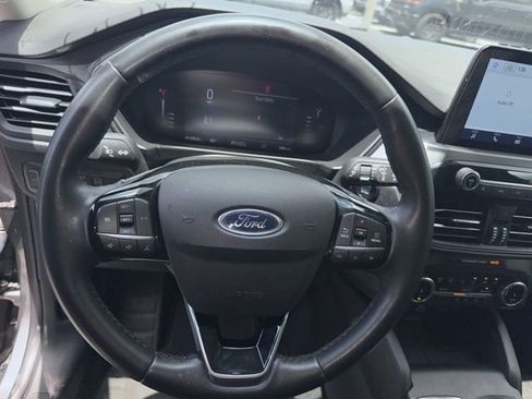 Used 2024 Ford Escape Active AWD/4WD image 9