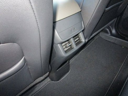 New 2026 Chevrolet Equinox LT w/ Convenience Package II image 17