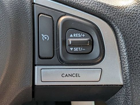 Used 2017 Subaru Legacy 2.5i w/ Alloy Wheel Package AWD/4WD image 20