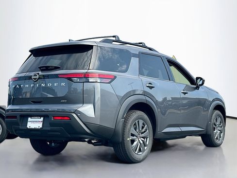 New 2025 Nissan Pathfinder SV image 2