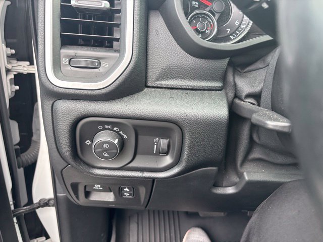 Used 2021 RAM 1500 Big Horn AWD/4WD image 7