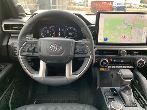 Used 2025 Toyota Tacoma Limited image 16